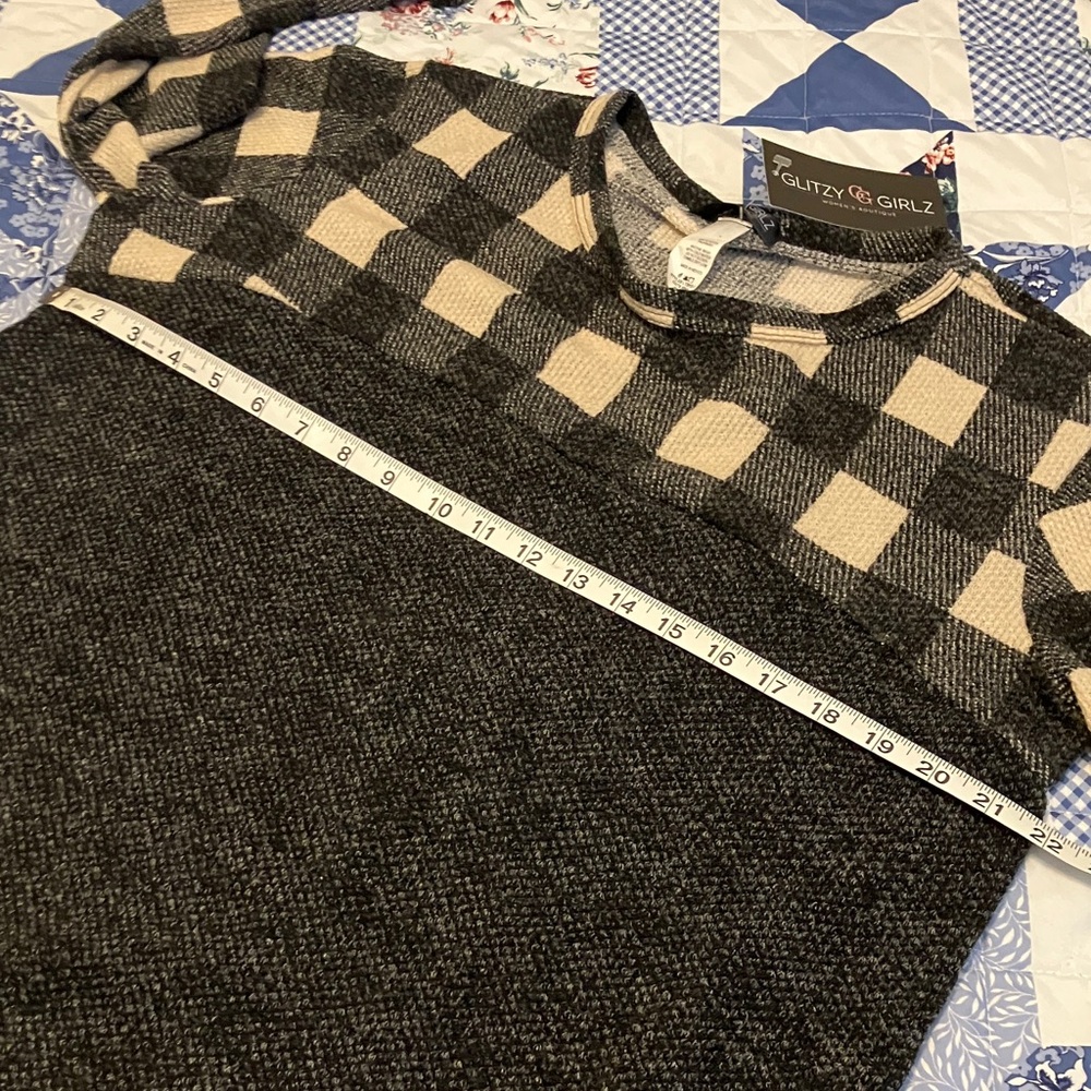 Glitzy Girlz Women's Black and Cream Checkered Crewneck Top - Picture 5 of 7
